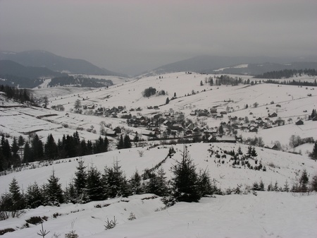 Зимова прогулянка Бескидами