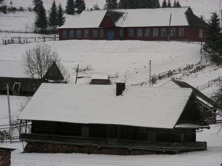 Зимова прогулянка Бескидами